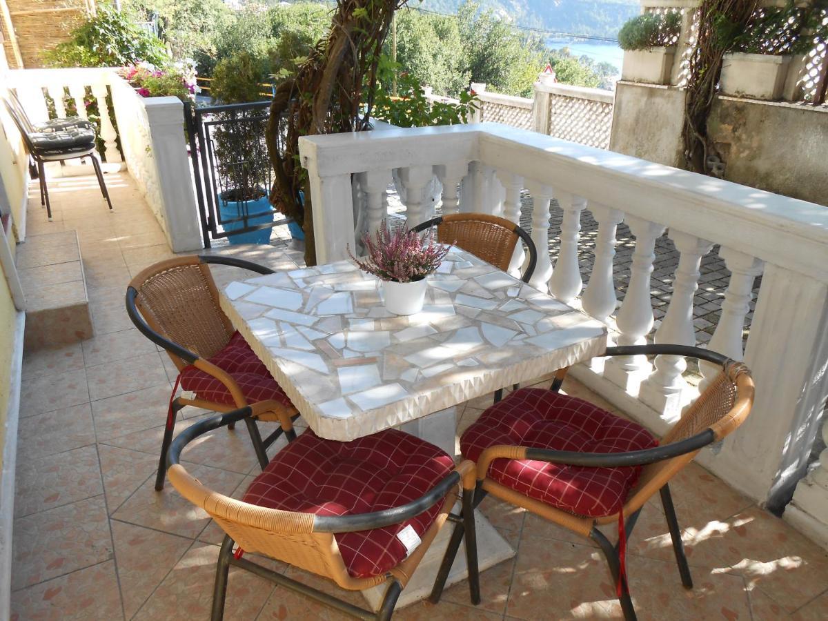 Apartment Vivoda Opatija Buitenkant foto